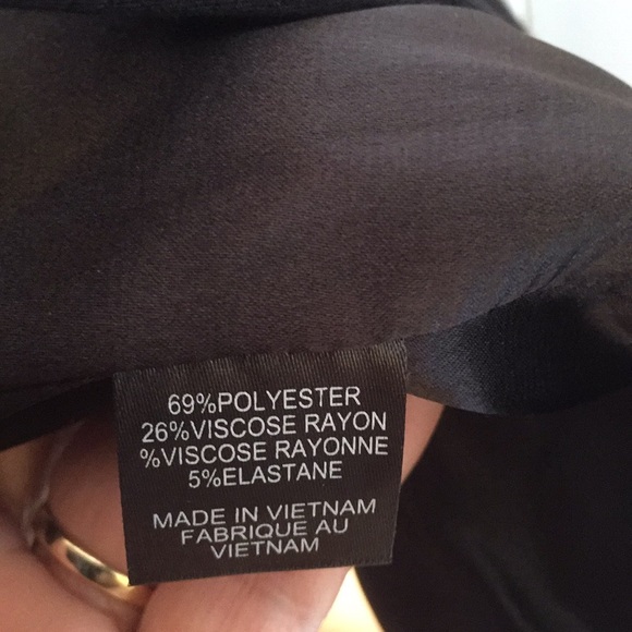 T TAHARI. Blazer. - Picture 6 of 8